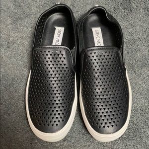 Steve Madden Black Slip Ons
